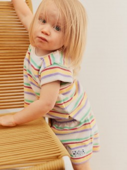 T-shirt arcobaleno: Molo